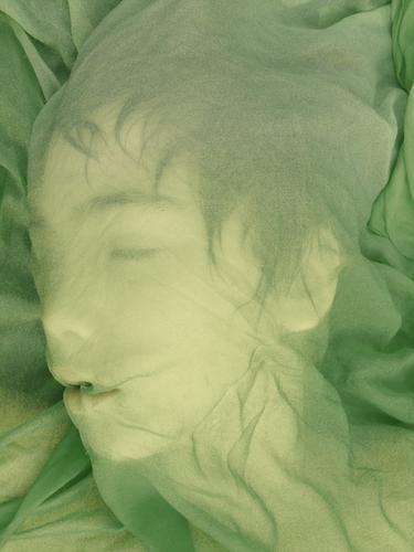 The little dragon sleeps Human being Masculine Androgynous Head Face 1 Stage play Sleep Green Trust Safety (feeling of) Calm Dream Contentment Peace Protection