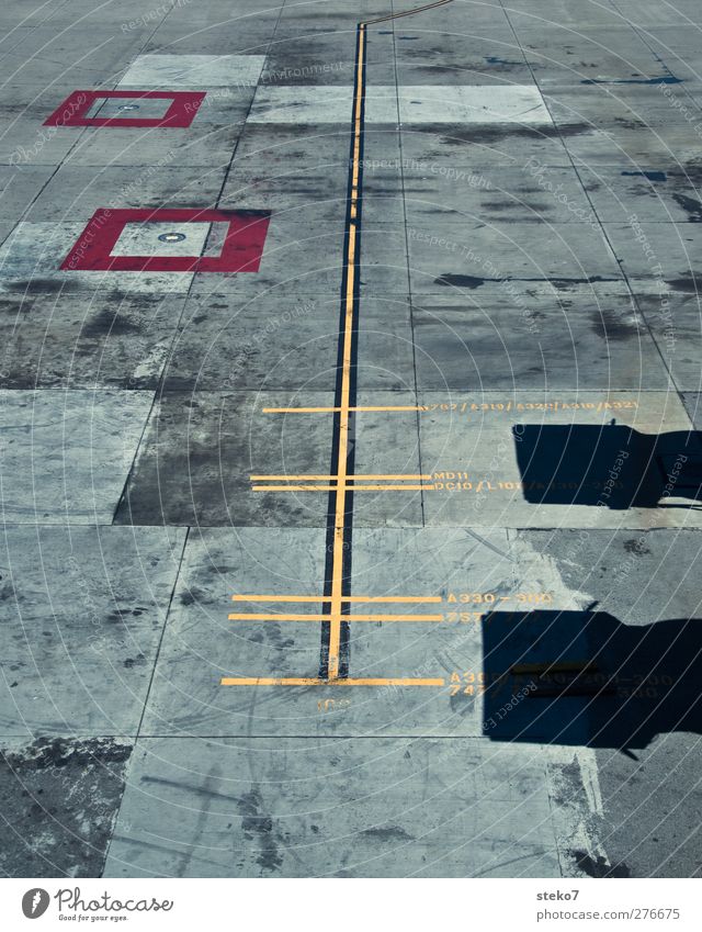 length comparison Airfield Runway Town Yellow Gray Red Line Parking space Marker line Signs and labeling Concrete Size difference Airplane Complain