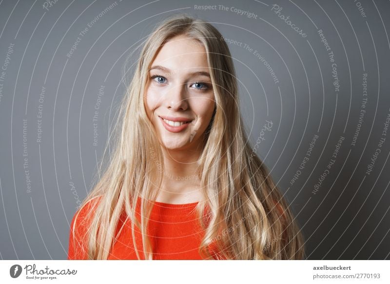 happy young bolnde woman Human being Feminine Young woman Youth (Young adults) Woman Adults 1 13 - 18 years 18 - 30 years Blonde Long-haired Positive Emotions