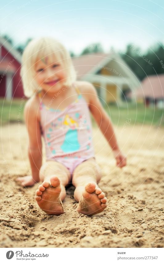 Set in the sand Joy Leisure and hobbies Vacation & Travel Summer Beach Human being Feminine Child Girl Infancy Feet 1 3 - 8 years Sand Beautiful weather Blonde