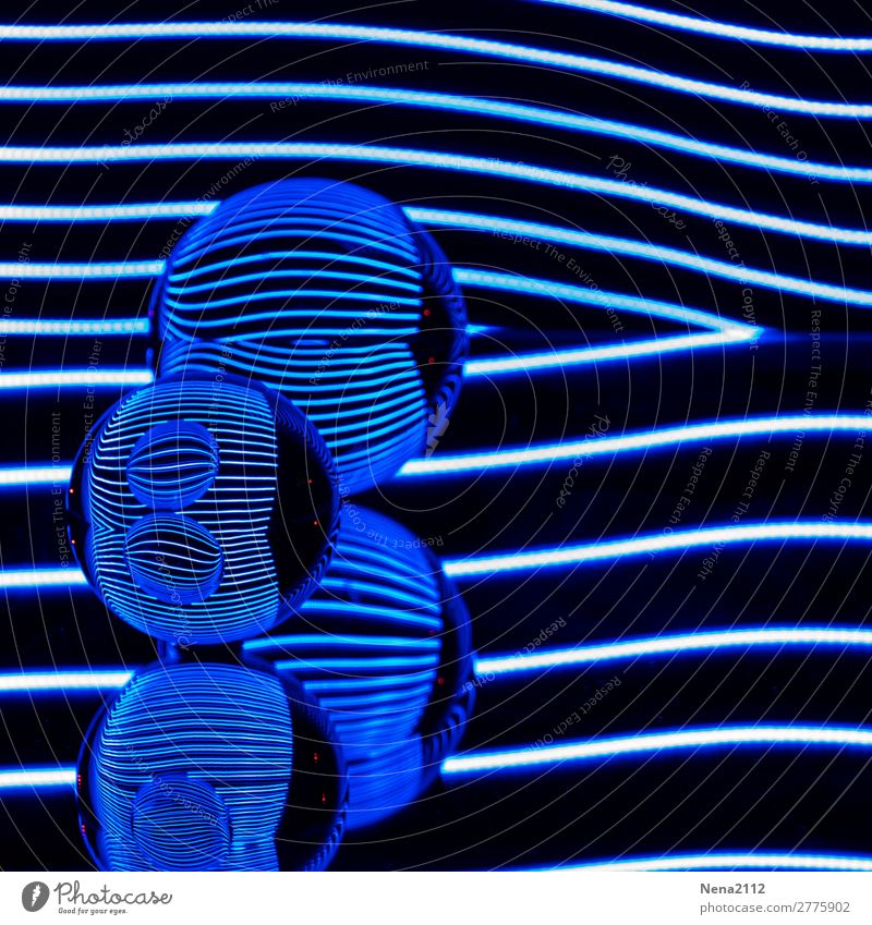 Blue reflections II Art Round Sphere Glass ball Reflection LED Light painting Stripe Line Colour photo Interior shot Studio shot Close-up Detail Experimental