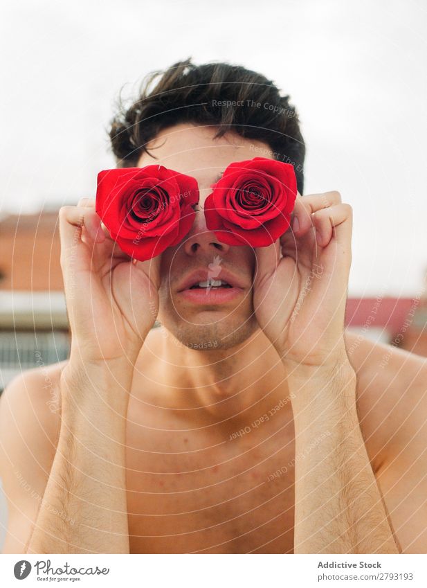Young man with red flowers Man Flower Fresh Red Youth (Young adults) Rose Brunette Guy shirtless Surprise Gift Indicate romantic Aromatic Feasts & Celebrations