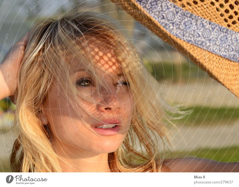 coneflower Beautiful Face Summer vacation Sun Sunbathing Human being Feminine Young woman Youth (Young adults) 1 18 - 30 years Adults Hat Blonde Long-haired