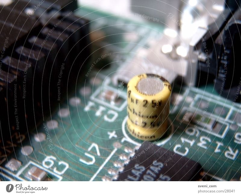 controller board Transistor Circuit board Green Yellow Electrical equipment Technology resistance Digits and numbers