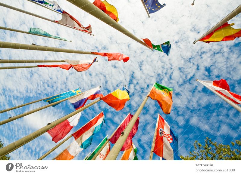 flags Sky Clouds Wind Gale Sign Flag Identity Flagpole Judder International Nationalities and ethnicity federation of nations wallroth Blow Wind speed