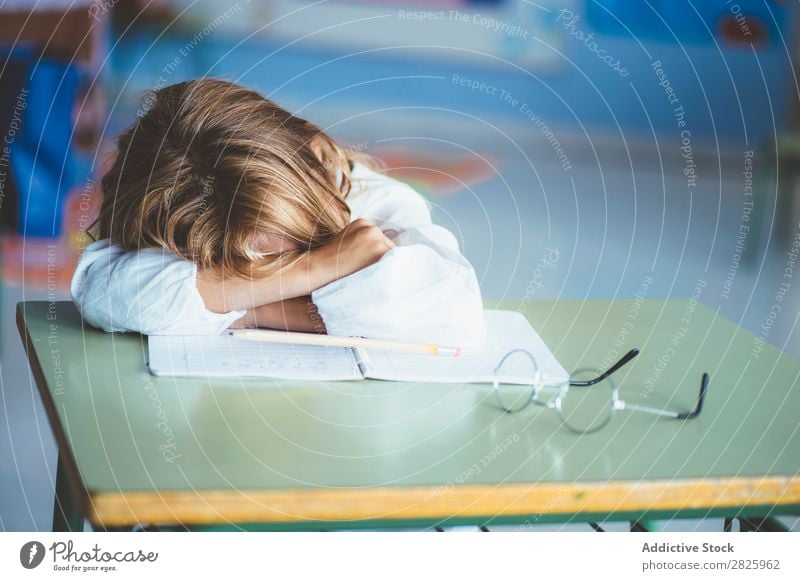 Pupil girl sleeping in classroom Girl Classroom Sleep Desk Fatigue Rest Break Relaxation Table Cute Education School Grade (school level) Student