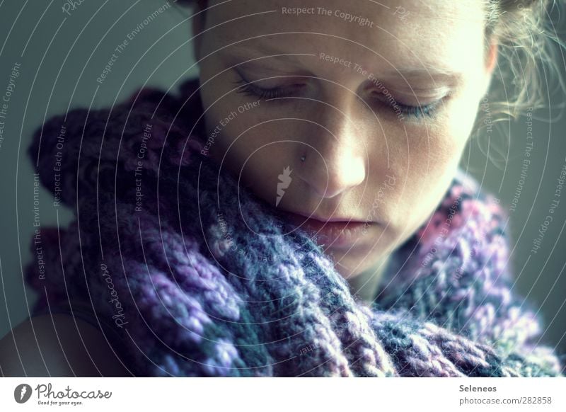 good for sore throat Human being Feminine Woman Adults Face 1 Clothing Scarf Dream Near Illness Sore throat Common cold Curl Colour photo Interior shot Close-up