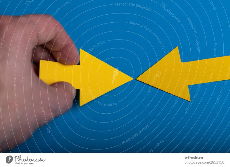 contrasts Hand Fingers Paper Sign Arrow Select Movement To hold on Communicate Together Infinity Blue Yellow Converse Center point Middle Freedom of expression