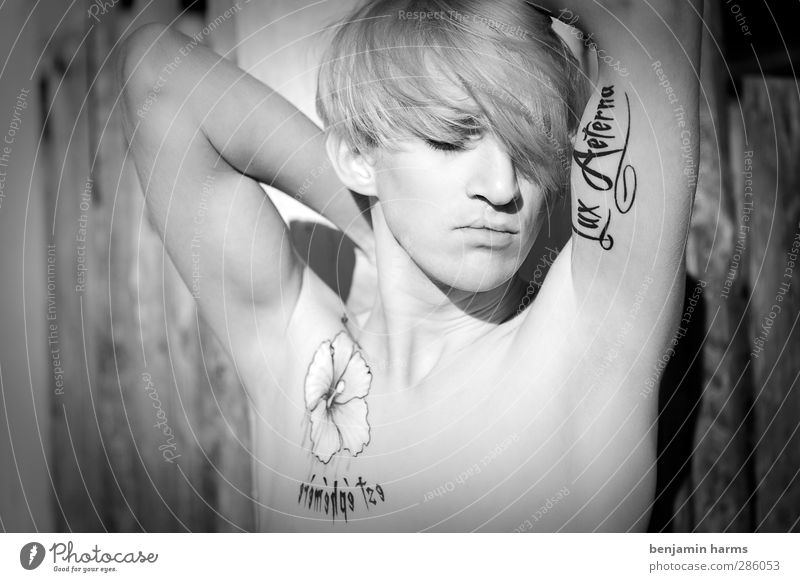 brave light Young man Youth (Young adults) 1 Human being 18 - 30 years Adults Tattoo Blonde Long-haired Part Exceptional Thin Naked Scar Black & white photo
