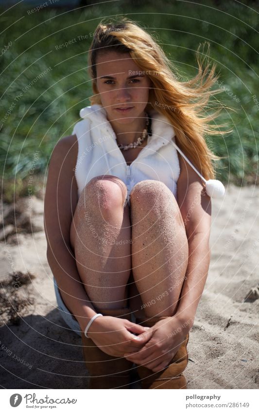 sandgirl (V) Human being Young woman Youth (Young adults) Woman Adults Life 1 18 - 30 years Nature Sand Summer Beautiful weather Bushes Beach Fashion Jewellery