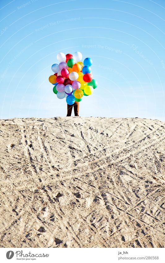balloons Joy Happy Playing Free Joie de vivre (Vitality) Hiding place Hide Balloon Multicoloured Child Childlike Sand Dune Child stayed child in man Toys Ease