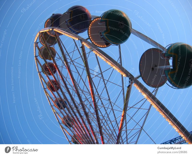 dwarf wheel Ferris wheel Fairs & Carnivals Amusement Park Rotate Round Leisure and hobbies Sky Light Hanse Sail
