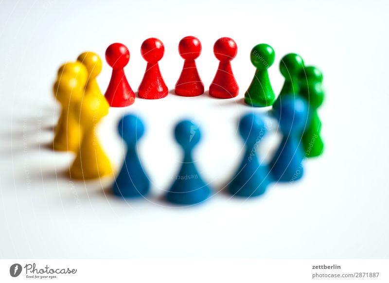 pawns Classification Multicoloured Versatile Colour Figure Structures and shapes Formation Multiple Group Group of children Argument Circle Sports team Deserted