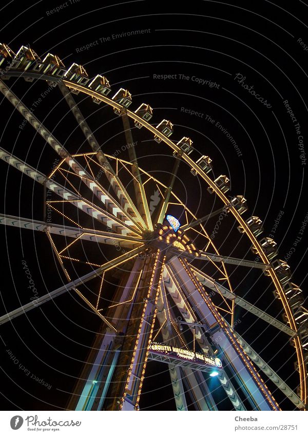 Ferris wheel Fairs & Carnivals Large Round Night Dark Steel Colossus Tall Light Level