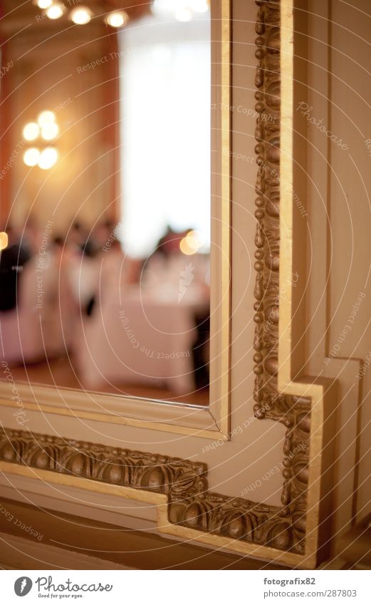 mirror image Lifestyle Night life Event Wedding Birthday Human being Group Curiosity Interest Mirror image Festive Luxury Hall Colour photo Subdued colour