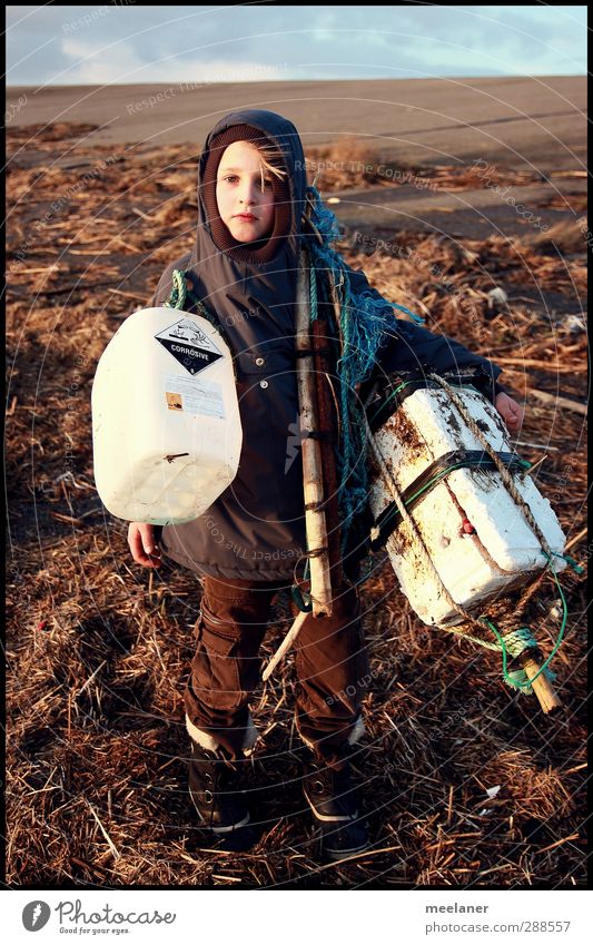 "Garbage in the sea" Human being Masculine Child Boy (child) 1 8 - 13 years Infancy Autumn Beautiful weather North Sea Clothing Pants Jacket Boots hood Brunette