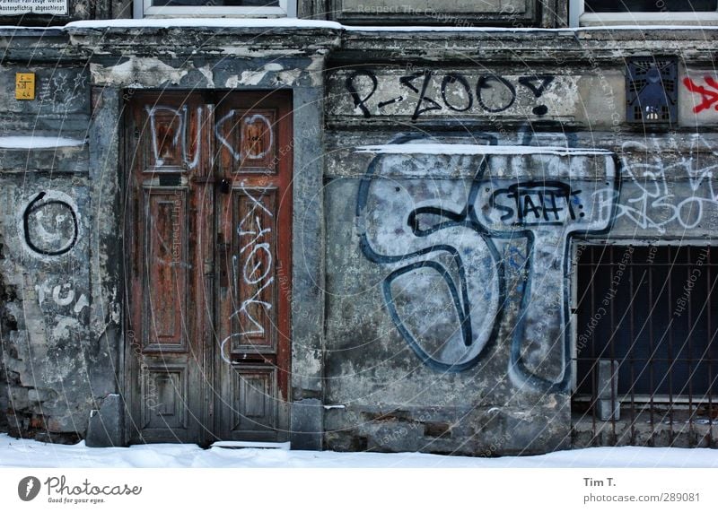 Berlin Prenzlauer Berg Germany Downtown Old town Deserted House (Residential Structure) Facade Door lower ground floor basement Graffiti Colour photo