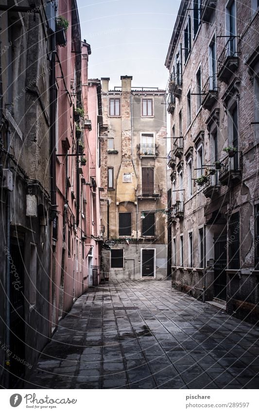 Venice without water Town Downtown Old town Deserted House (Residential Structure) Facade Chimney Dark Italy Alley Colour photo Exterior shot Day