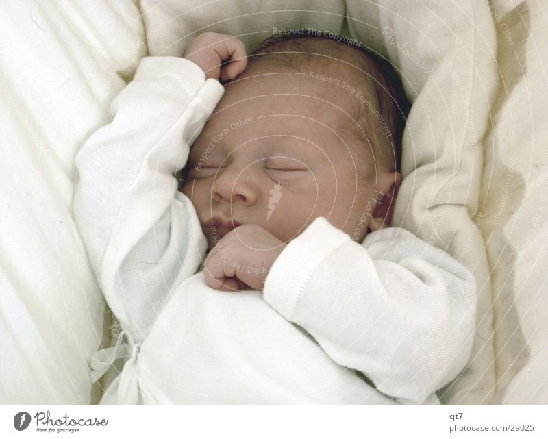 Psst!! Sleep Child Baby Calm White Posture blissfully