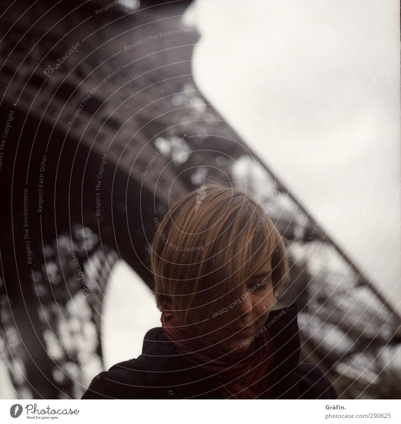 Paris Hair and hairstyles Face Tourism Trip Adventure Sightseeing Woman Adults 1 Human being 18 - 30 years Youth (Young adults) Eiffel Tower Think Smiling Dream