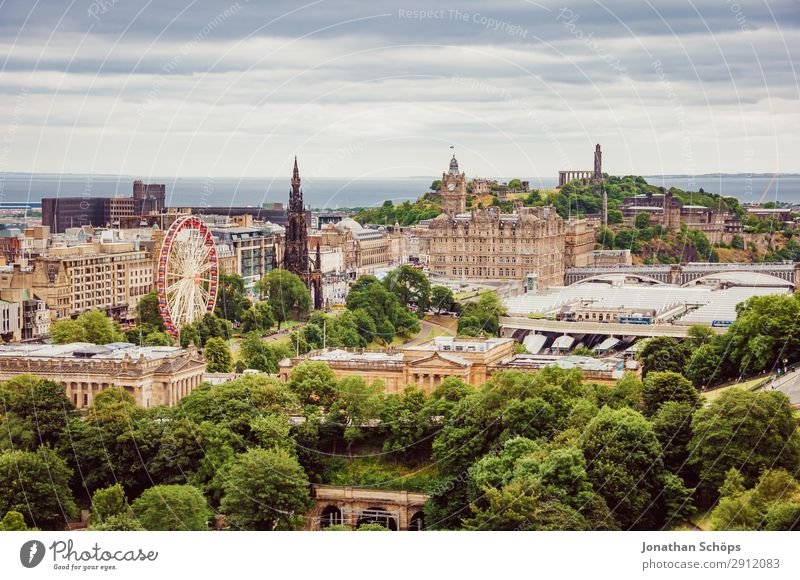 View of Edinburgh Scott Monument, Balmoral Tourism Town Downtown Old town Populated Building Roof Tourist Attraction Landmark Esthetic Great Britain voyage
