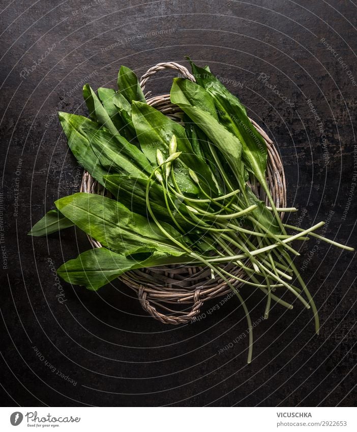 bunch of fresh wild garlic Food Herbs and spices Nutrition Organic produce Vegetarian diet Diet Shopping Style Design Healthy Eating Vitamin Club moss Bundle