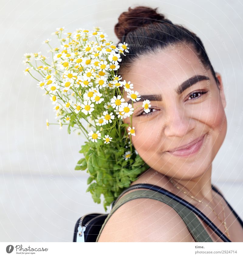 Woman with bouquet of chamomile Feminine Adults 1 Human being Plant Leaf Blossom Agricultural crop Chamomile T-shirt Backpack Brunette Long-haired Braids