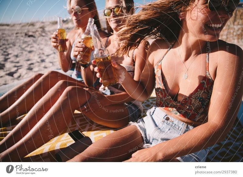 happy female friends drinking beer together on the beach Beverage Drinking Alcoholic drinks Beer Joy Vacation & Travel Summer Beach Birthday Friendship Smiling