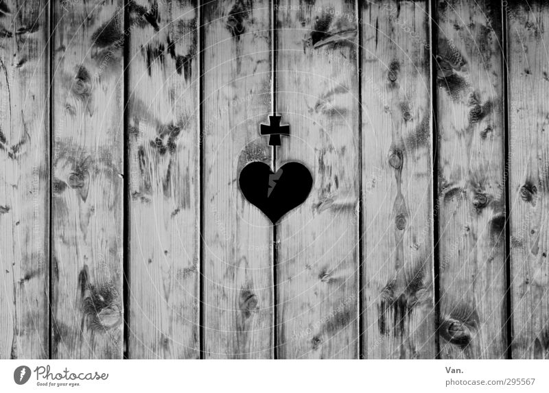 Wood is... ² Heart Crucifix Gray Wooden board Direct Vertical Line Wood grain Wall (building) Black & white photo Exterior shot Deserted Day Contrast
