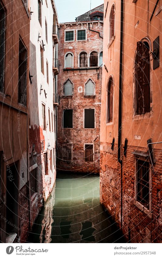 Venice's side streets Vacation & Travel Tourism Trip Adventure Freedom Sightseeing City trip Cruise House (Residential Structure) Manmade structures Building