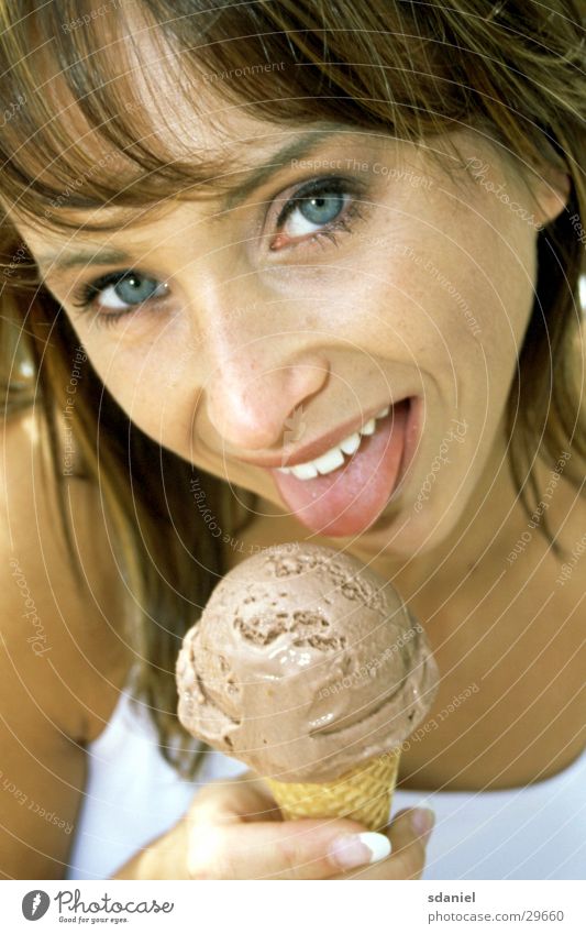 extreme chocolate ice-cream tracking Ice-cream cone Ice cream Nutrition ice lick lick chocolate ice cream
