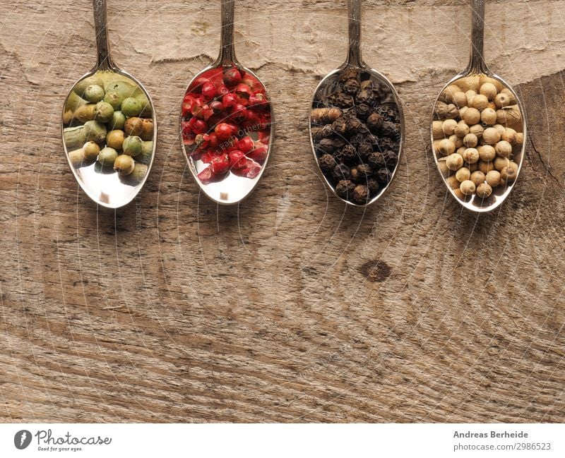 Coloured peppercorns Food Herbs and spices Organic produce Spoon Healthy Eating Table Wood Delicious Pepper Peppercorn Teaspoon Bird's-eye view Wooden table