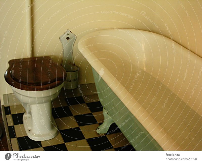retro cloakroom Bathtub Black White Retro Living or residing Toilet Tile