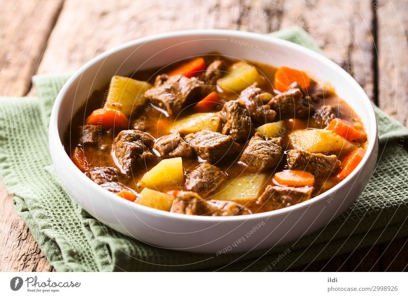 Beef Stew Meat Vegetable Soup Bowl Fresh food Carrot Potatoes Cooking Goulash Home-made Meal Dish paprika Hungarian gulyas gulyasleves diced served Horizontal