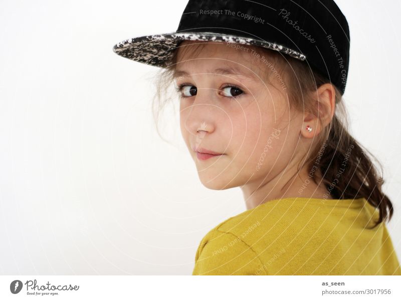 . Girl Infancy Youth (Young adults) 1 Human being 8 - 13 years Child Jacket Accessory Baseball cap Looking Authentic Beautiful Uniqueness Natural Curiosity