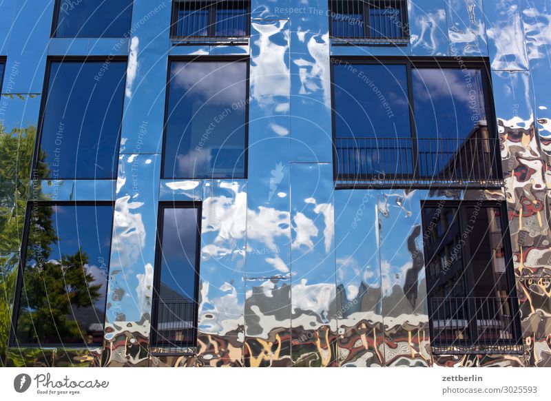 Reflecting facade Architecture Berlin Office City Germany Facade Worm's-eye view Capital city House (Residential Structure) Sky Heaven High-rise Downtown