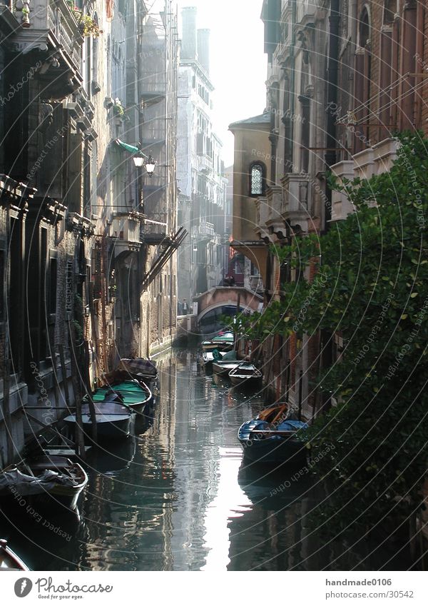 one day in venice Venice Ancient Watercraft Italy Europe Gracht Central perspective Gondola (Boat) Old Historic Historic Buildings Day Narrow Deserted