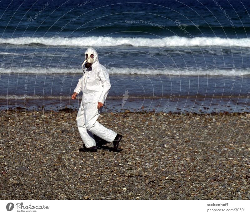 holidays in brittany - part 2 Respirator mask Beach France Ocean Vacation & Travel White Working clothes Water
