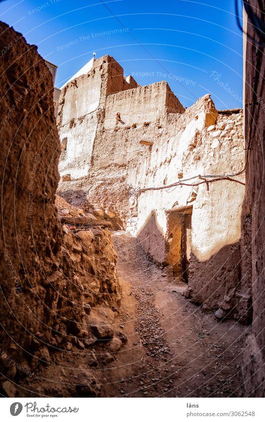 partially dilapidated old town Morocco Small Town Old town House (Residential Structure) Ruin Wall (barrier) Wall (building) Facade Lanes & trails Authentic