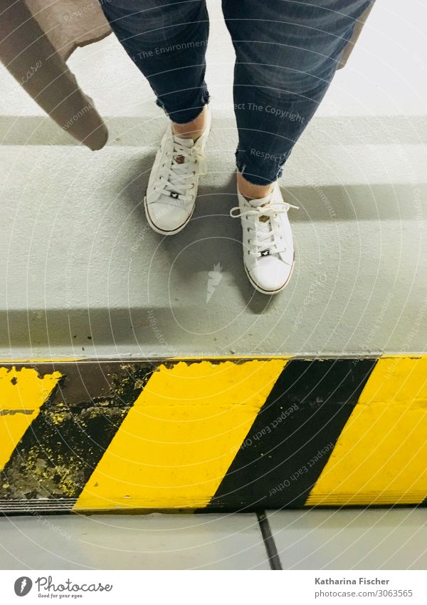 Shoe perspective I Legs Sign Signs and labeling Graffiti Stand Blue Yellow Gray Black White Sneakers Denim Statue Stripe Underground garage Street wear Striped