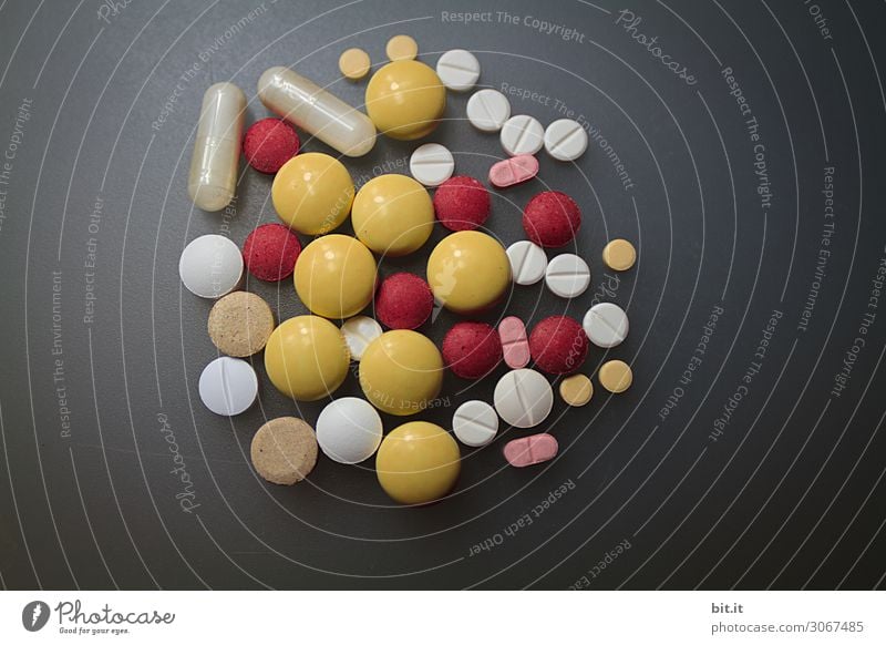 mountain of pills Healthy Medical treatment Care of the elderly Nursing Illness Intoxicant Medication Academic studies Doctor Hospital Industry Trade