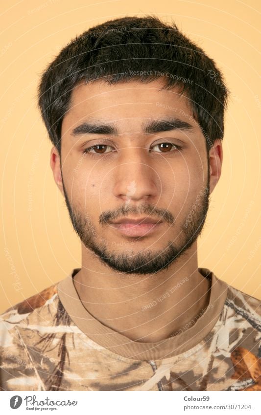 Portrait of a young man Style Human being Masculine Young man Youth (Young adults) Head Face Facial hair 1 18 - 30 years Adults Fashion Black-haired Beard