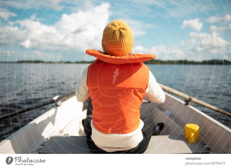 Rowing fun with a rowing boat Lifestyle Wellness Well-being Relaxation Calm Leisure and hobbies Fishing (Angle) Adventure Freedom Summer Summer vacation Sun