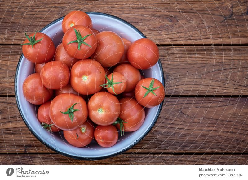 Tomatoes in a bowl Food Vegetable Organic produce Bowl Lie Fresh Healthy Delicious Natural Juicy Brown Red Anticipation Idyll Nature Nostalgia Colour photo