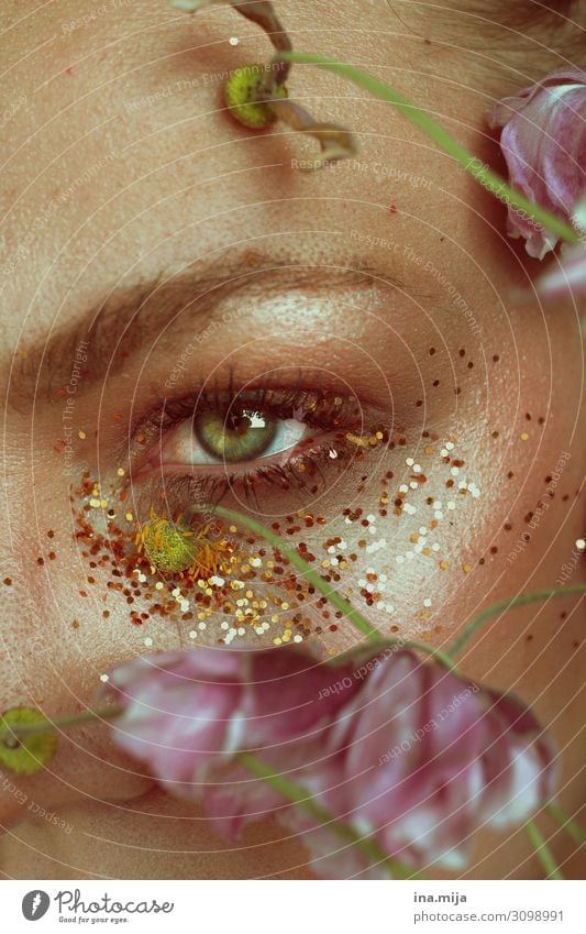Eye between glitter and flowers Luxury Elegant pretty Skin Cosmetics Make-up Wellness Life Harmonious Well-being Senses Relaxation Calm Meditation Fragrance