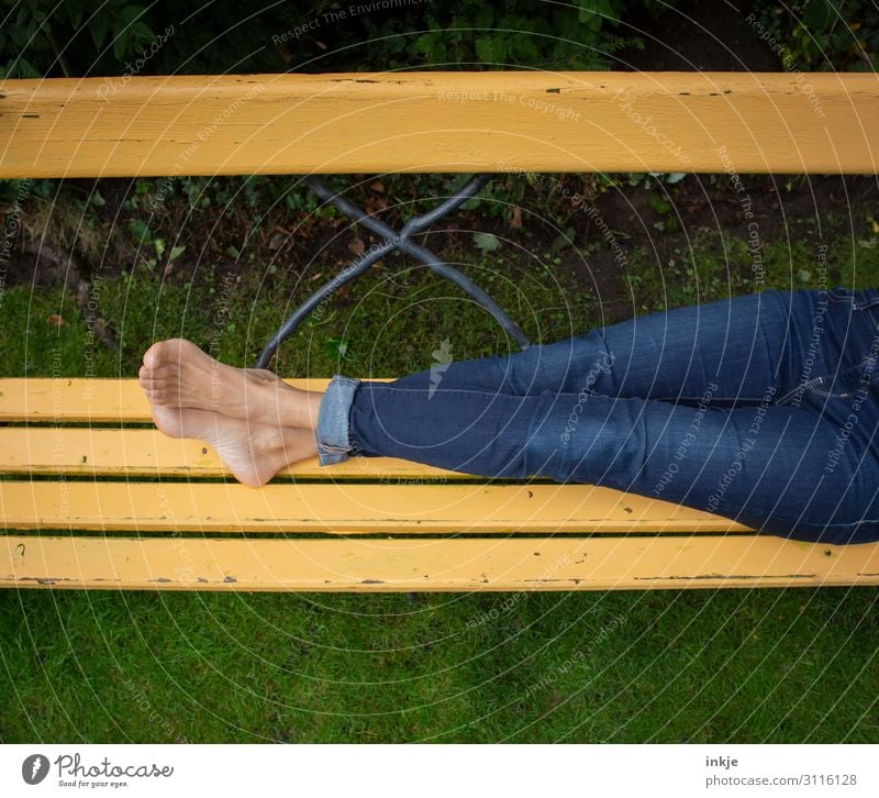 on the yellow bench Lifestyle Style Relaxation Leisure and hobbies Woman Adults Legs Feet Woman's leg 1 Human being 18 - 30 years Youth (Young adults)