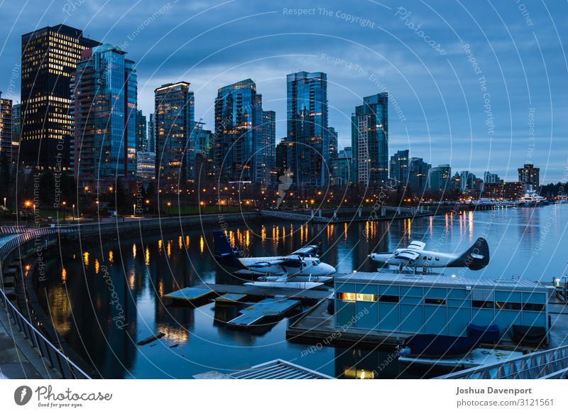 Coal Harbour Town Port City Downtown Skyline High-rise Yacht harbour Dark blue hour British Columbia Canada city at night city lights cityscape coal harbor