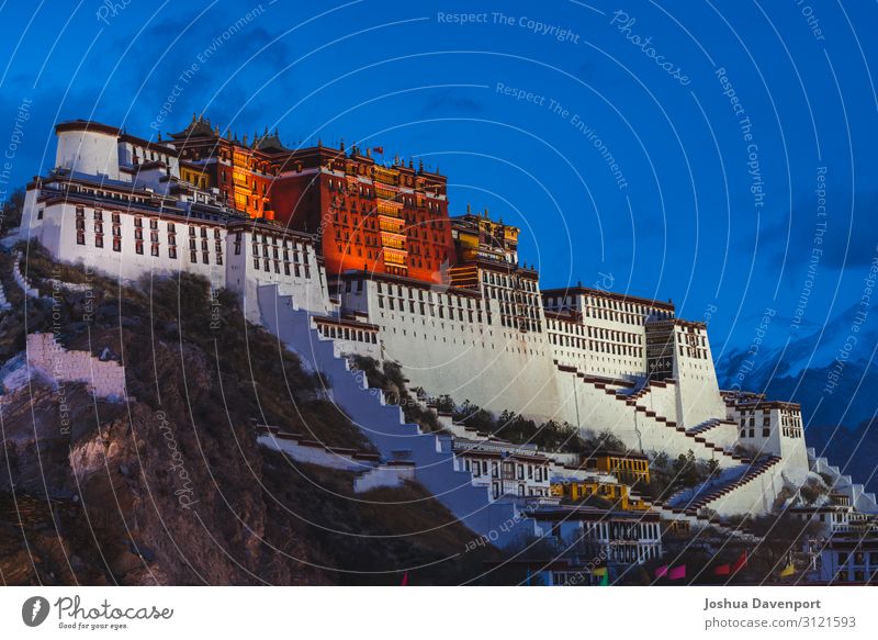 Potala Palace Vacation & Travel Tourism Sightseeing Manmade structures Architecture Tourist Attraction Landmark Religion and faith Ancient ancient building