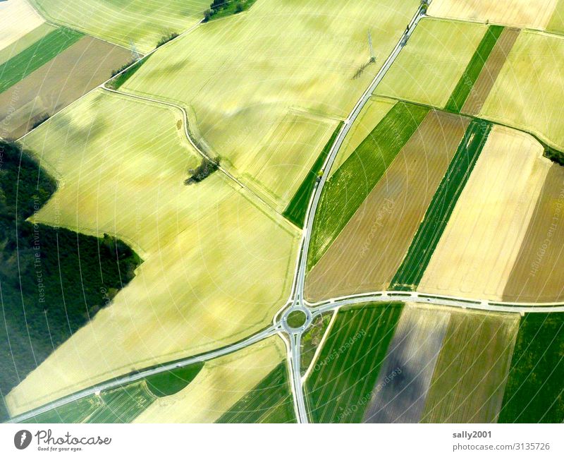 roundabout Traffic circle Country road Field Agriculture Bird's-eye view cross land consolidation corrected by the land registry extension Grain field Street