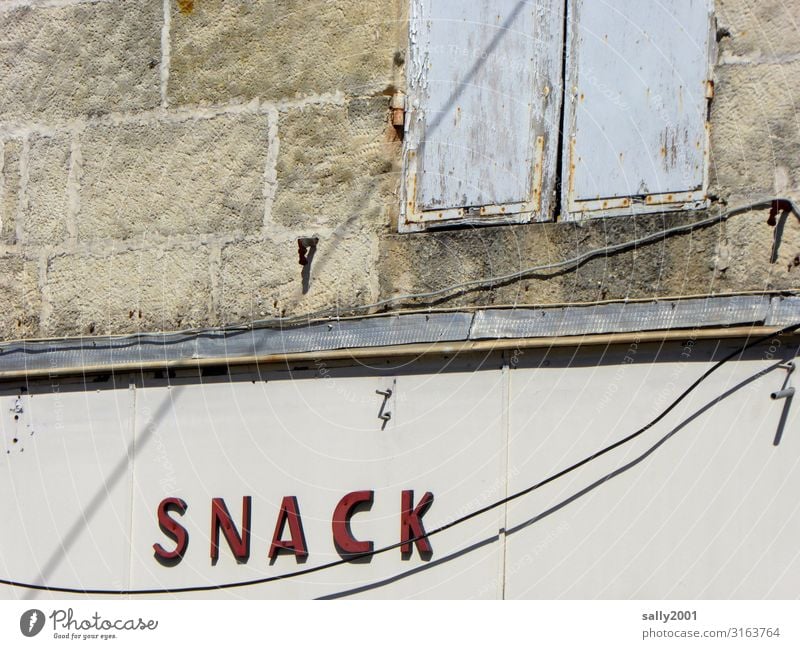 for the small hunger... Fast food Snack Snackbar Cable House (Residential Structure) Wall (barrier) Wall (building) Facade Window Shutter Characters
